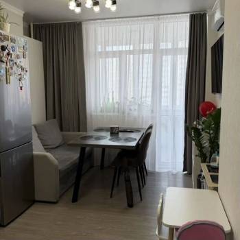 Продается 1-комнатная квартира, 52 м²