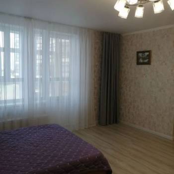 Сдается 2-х комнатная квартира, 76 м²