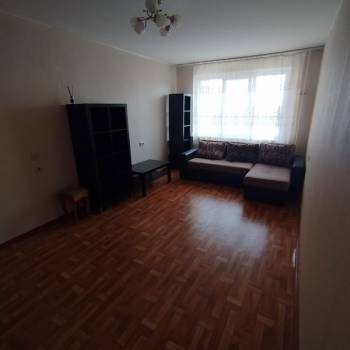 Сдается Многокомнатная квартира, 77 м²