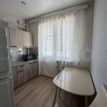 Сдается 1-комнатная квартира, 39 м²