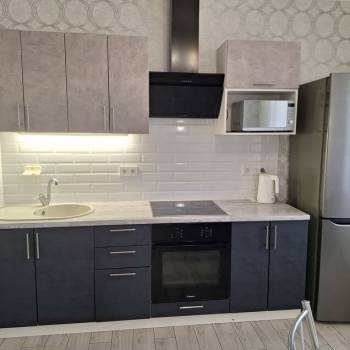 Продается 1-комнатная квартира, 43 м²