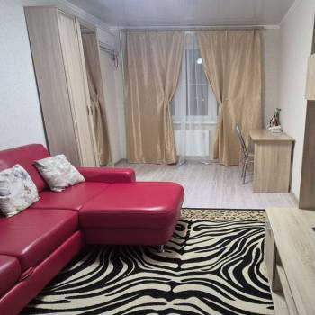 Сдается 2-х комнатная квартира, 65 м²