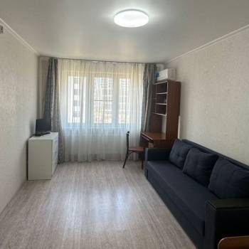 Сдается 1-комнатная квартира, 36 м²