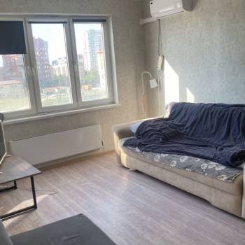 Сдается 1-комнатная квартира, 37 м²