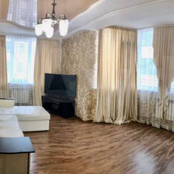 Сдается 2-х комнатная квартира, 60 м²