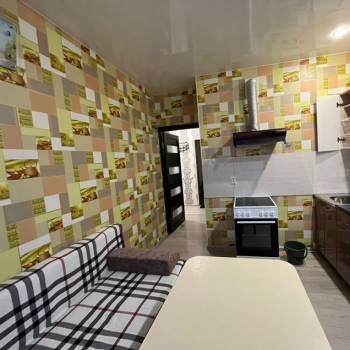 Сдается 1-комнатная квартира, 42 м²