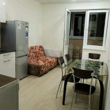 Сдается 1-комнатная квартира, 45 м²