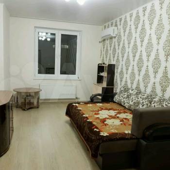 Сдается 1-комнатная квартира, 45 м²