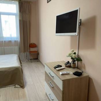 Сдается 1-комнатная квартира, 42 м²