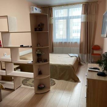 Сдается 1-комнатная квартира, 42 м²