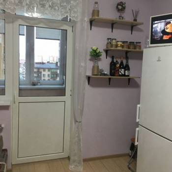 Сдается 1-комнатная квартира, 42 м²
