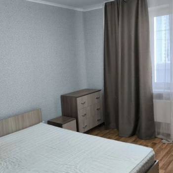 Сдается 2-х комнатная квартира, 65 м²