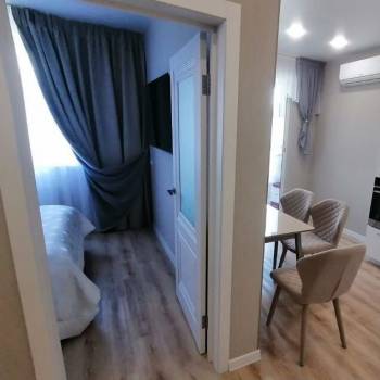 Продается 1-комнатная квартира, 41 м²