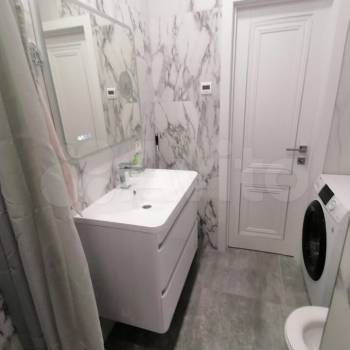 Продается 1-комнатная квартира, 41 м²