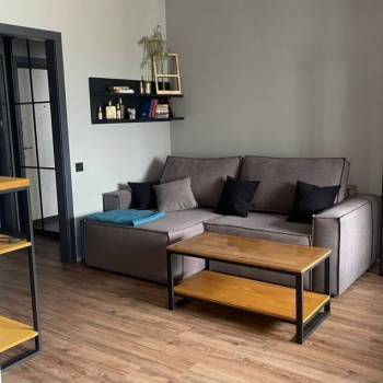 Продается 1-комнатная квартира, 45 м²