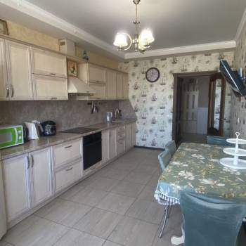 Сдается 2-х комнатная квартира, 68 м²