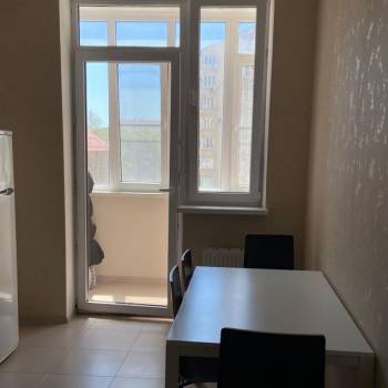 Сдается 1-комнатная квартира, 39 м²