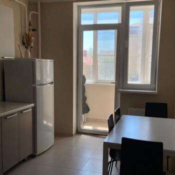 Сдается 1-комнатная квартира, 39 м²