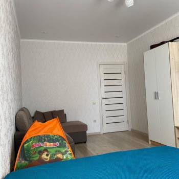 Сдается 1-комнатная квартира, 40 м²