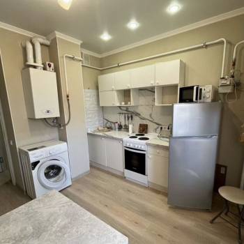 Сдается 1-комнатная квартира, 36,6 м²