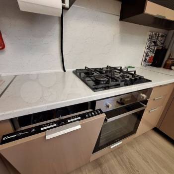 Продается 2-х комнатная квартира, 57,9 м²