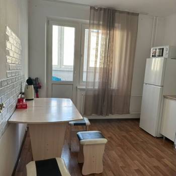 Сдается 1-комнатная квартира, 38,5 м²