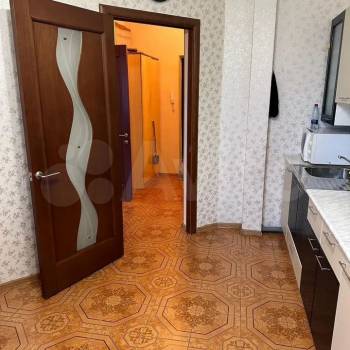 Продается 1-комнатная квартира, 41 м²