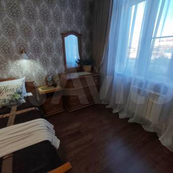 Продается 1-комнатная квартира, 42 м²