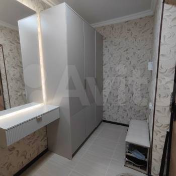 Продается 1-комнатная квартира, 42 м²