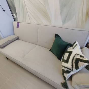 Продается 1-комнатная квартира, 42 м²