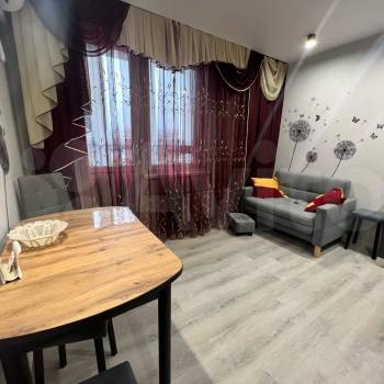 Сдается 1-комнатная квартира, 40,9 м²