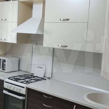 Сдается 1-комнатная квартира, 41 м²