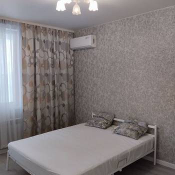 Сдается 1-комнатная квартира, 43 м²