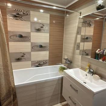 Продается Многокомнатная квартира, 88 м²