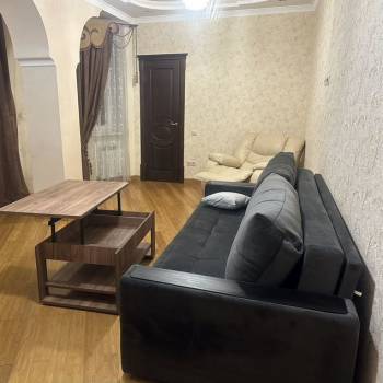 Сдается Многокомнатная квартира, 105 м²