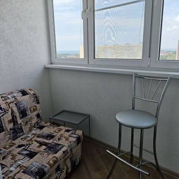 Сдается 1-комнатная квартира, 38 м²