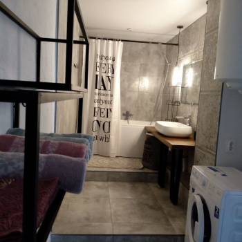 Сдается 2-х комнатная квартира, 80 м²