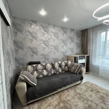 Продается 1-комнатная квартира, 37 м²