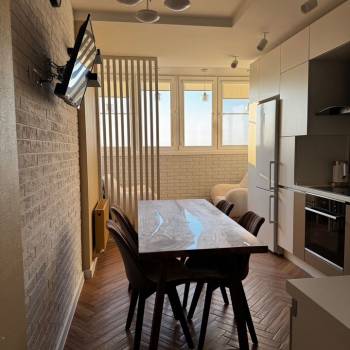 Продается 2-х комнатная квартира, 59,6 м²
