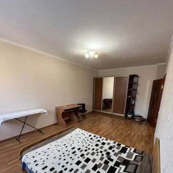 Сдается 1-комнатная квартира, 48 м²