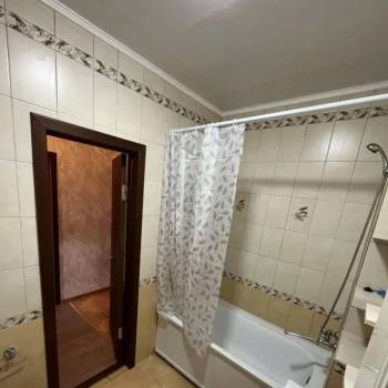 Сдается 1-комнатная квартира, 48 м²