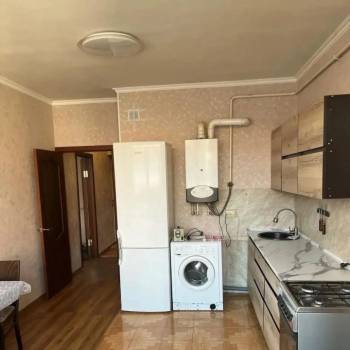 Сдается 1-комнатная квартира, 48 м²