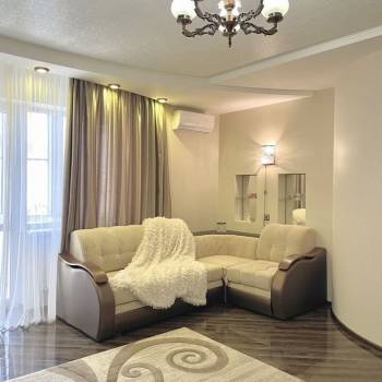 Сдается 2-х комнатная квартира, 100 м²
