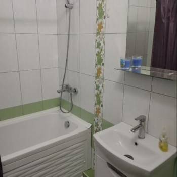 Продается 1-комнатная квартира, 35 м²