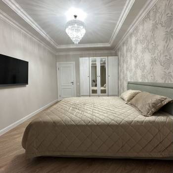 Сдается 2-х комнатная квартира, 74 м²