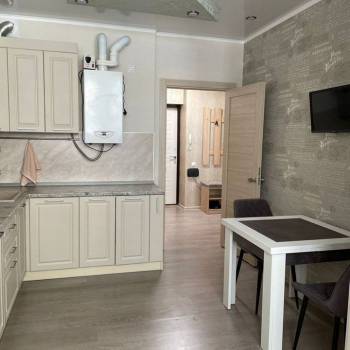 Сдается 1-комнатная квартира, 40,3 м²
