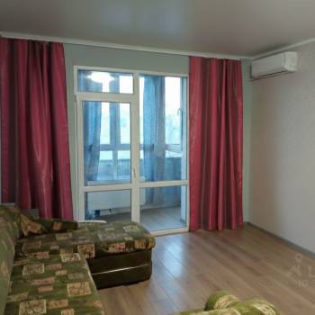 Сдается 1-комнатная квартира, 50 м²