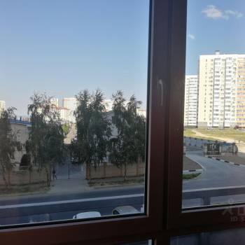 Сдается 1-комнатная квартира, 50 м²