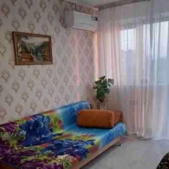 Сдается 1-комнатная квартира, 42 м²