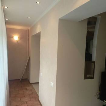 Продается 1-комнатная квартира, 43 м²
